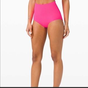 Lululemon calm tides swim bottom NWOT